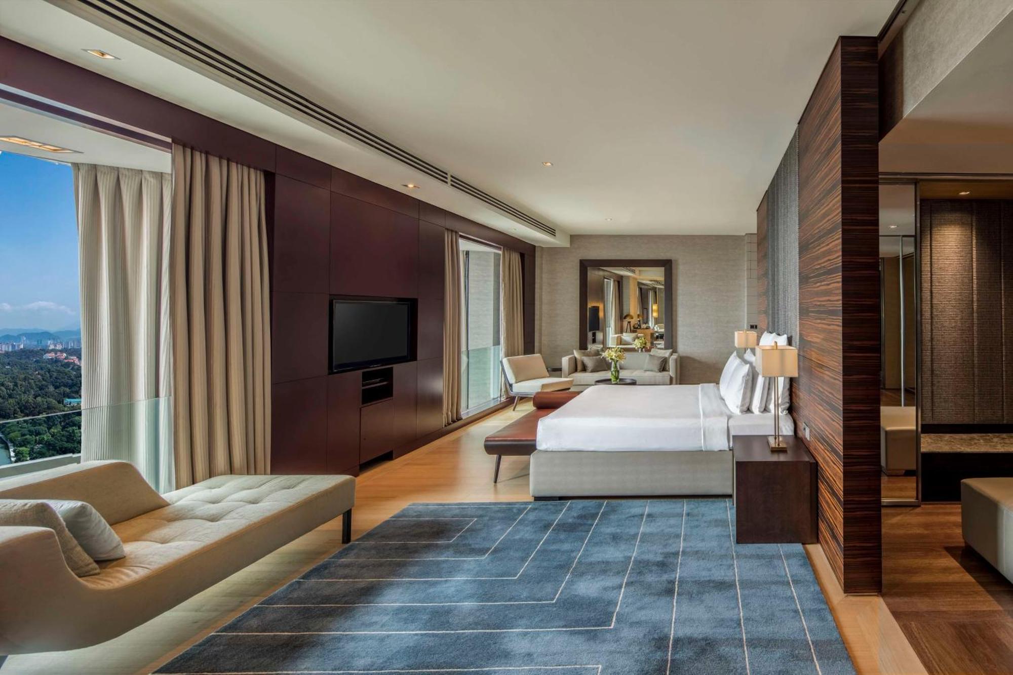 Отель Hilton Куала-Лумпур Экстерьер фото