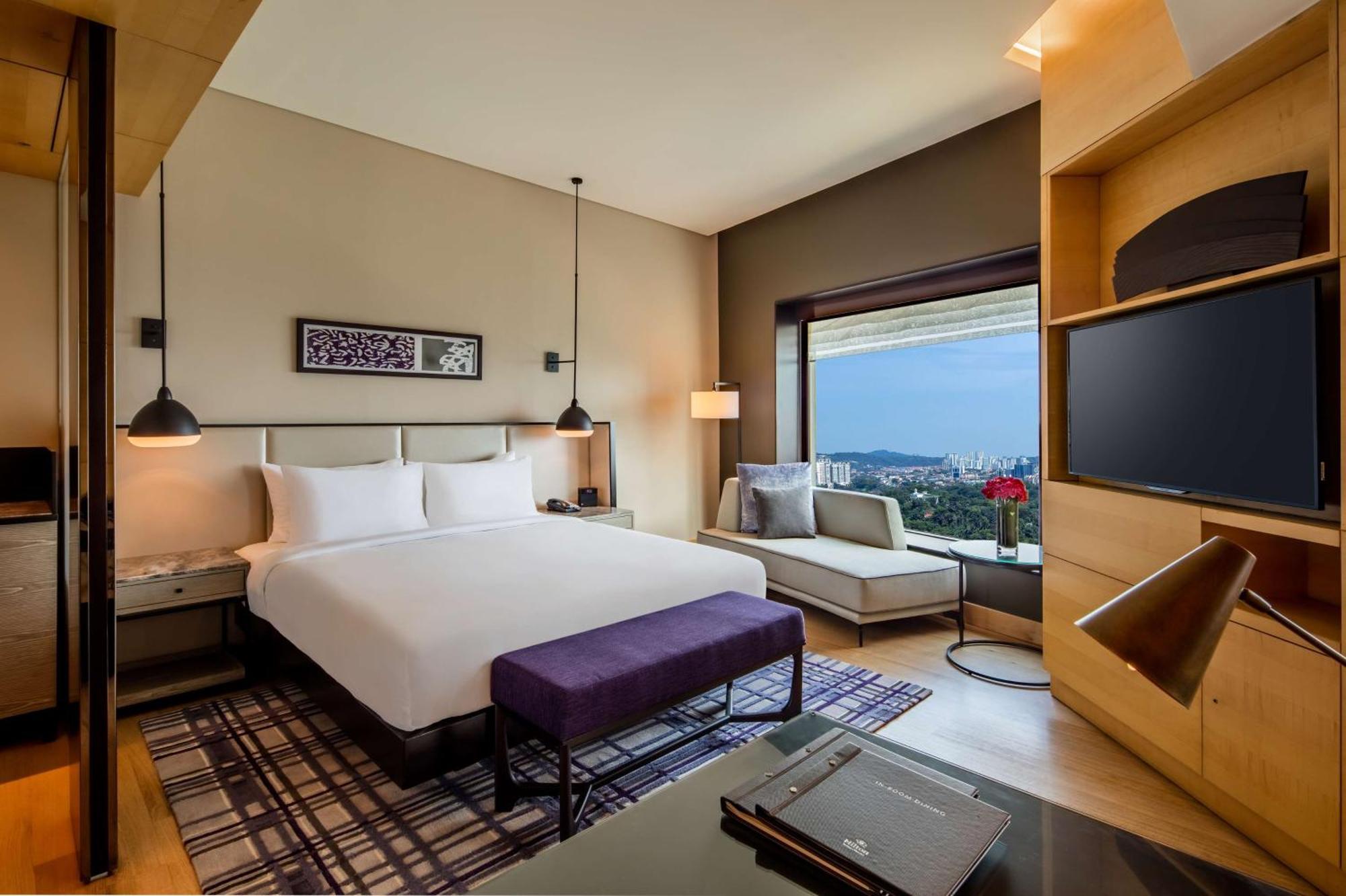 Отель Hilton Куала-Лумпур Экстерьер фото
