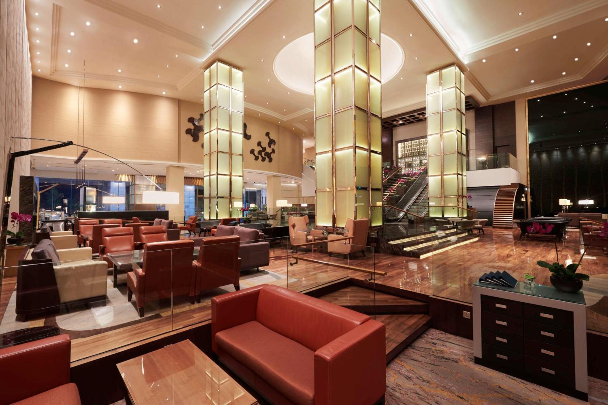 Отель Hilton Куала-Лумпур Экстерьер фото